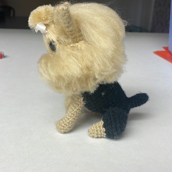 Handmade crochet Yorkshire dog - Picture 2 of 4